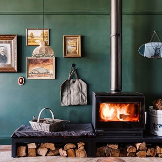 Though most would see an unloved baker's shop, with dingy living quarters in a peeling 1980s palette, all Elise Croker saw was potential.⁠
⁠
With the intent to create a place for visiting family to stay - as well as for her own family to enjoy - Elise used her eye for design to totally transform this once rundown store.⁠
⁠
Step inside via the link in bio.⁠
⁠
Photography: @marniehawson⁠
Words: @hannahjameswords⁠
⁠
#woodfireplace #countryinteriors #vintageart #countryhome