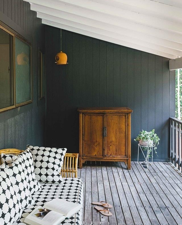 A rundown 1970s cottage #house in the Byron Bay hinterland was given a new lease of life by a young family who hammered down for eight weeks #painting and #renovating.⁠
⁠
As a result of their hard work, this serene #verandah is the perfect sanctuary to enjoy a summer breeze and unwind with a good book. ⁠
⁠
Step inside the home, which is furnished with a mix of #contemporarystyle and #vintage pieces, by clicking the link in bio. ⁠
⁠
Photography @marniehawson⁠
Styling @sabinepick⁠
⁠
#beachhousedecor #coastaldecor #coastalfarmhouse⁠
⁠
