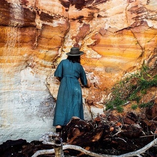 Artist Delvene Cockatoo-Collins doesn't just take inspiration from her island home, she uses the very pigments in the earth - gathered from different parts of Quandamooka country - to make her creations. ⁠
⁠
"I've gone all the way around, up to Morton Island, across to Wellington Point, South Stradbroke, getting all the different colours and saying: This is our country. This is where our people belong," she says.⁠
⁠
See her art and discover the stories that inspire them by tapping the link in our profile.⁠
⁠
Photography: @kararosenlund⁠
⁠
#australianartist #northstradbrokeisland #art