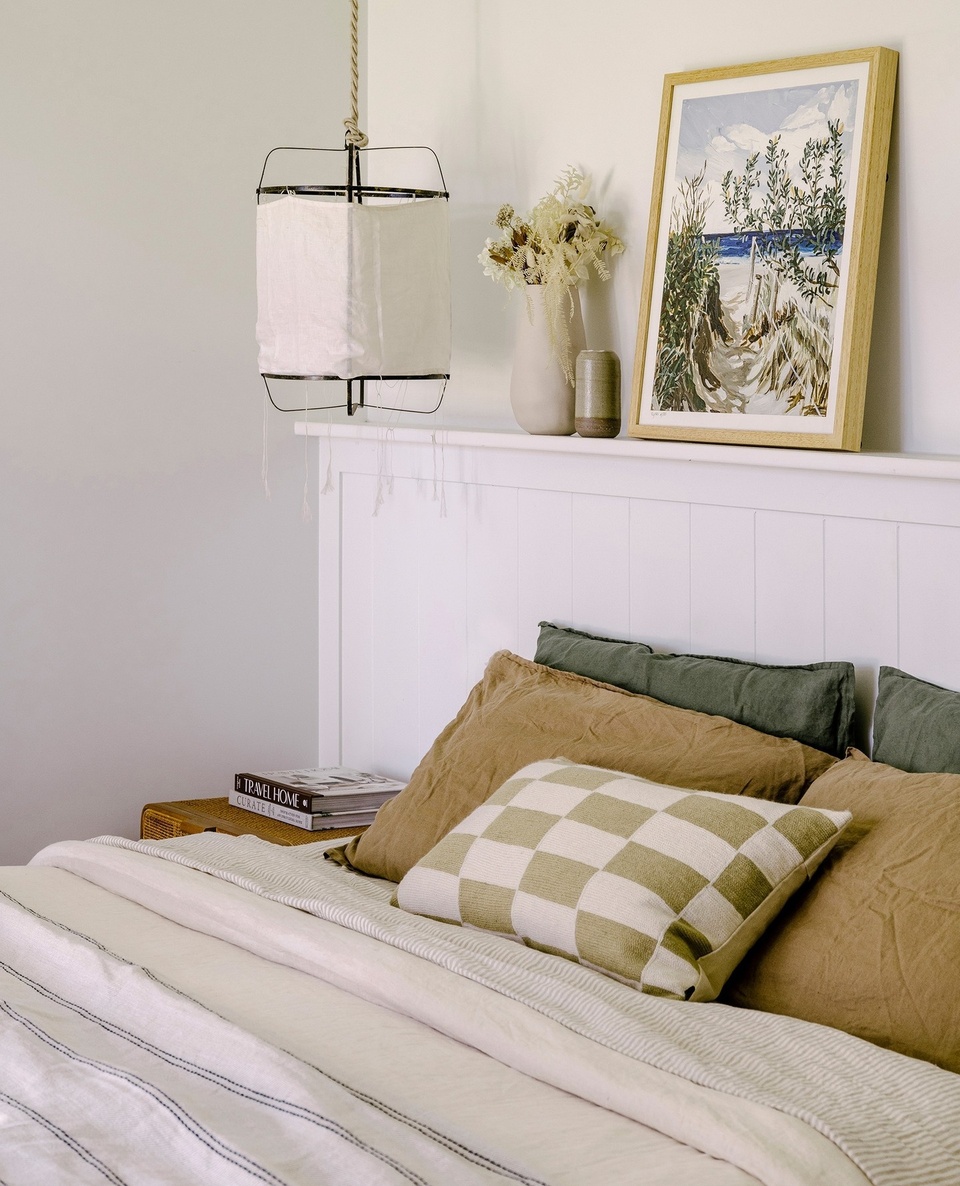 Moving to the country has been a true labour of love for Shelley and Tyrone Kennedy, who shifted their two daughters and loyal border collie Banjo from Perth to rural Denmark in 2019.⁠
⁠
Building a brand new home plus a guest house and starting a productive beef cattle business, the couple has given new life to the site, which they named Upland Farm. "We have farming friends and we fell in love with the lifestyle. Opportunities feel endless in a country town and, for us, life feels more fulfilling," Shelley says.⁠
⁠
Take a tour of the property via the link in bio.⁠
⁠
Photography: @hannahpuechmarin⁠
Words: @justicelyn⁠
⁠
#bedroomdesign #treechange #denmarkWA #perth #newbuild #farming