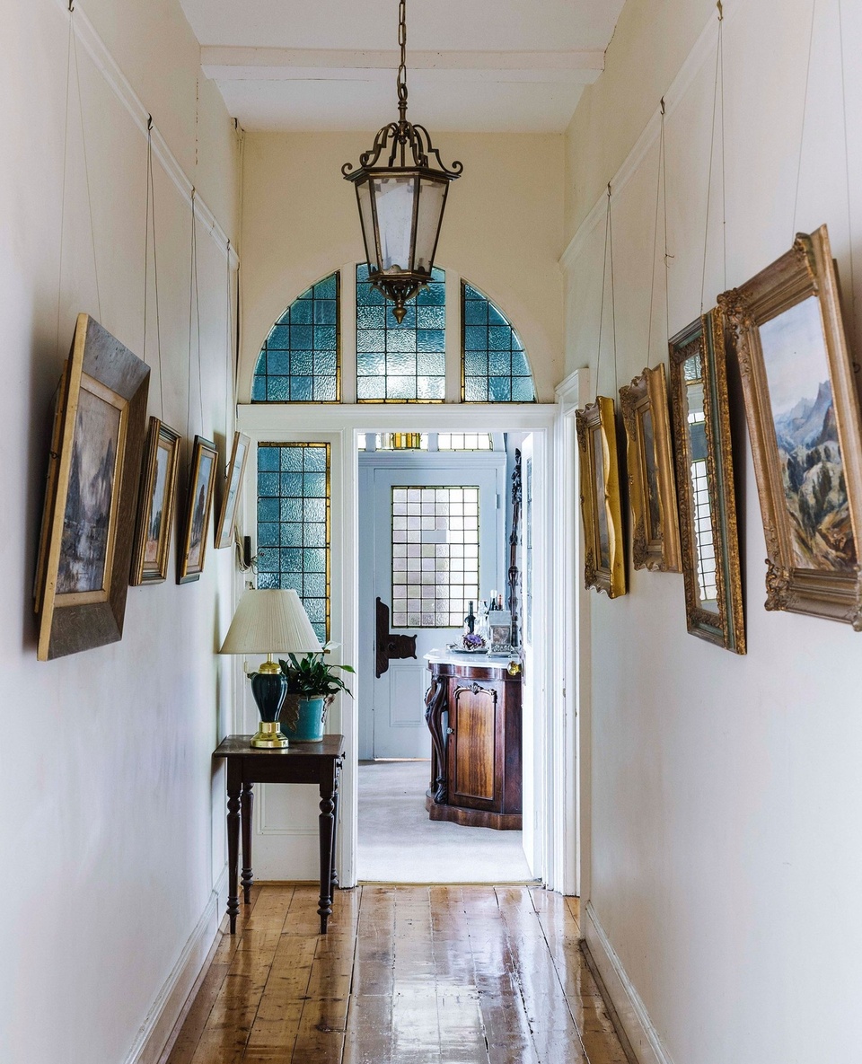 The completely charming entry hallway of this fifth-generation Teesdale homestead fittingly hints at more gorgeous interiors to come.⁠
⁠
Built in 1857, this stately home comes complete with an incredibly rich family history, markers of which can be found around the property. "As happens with a long-term family home, each time someone's got a new idea about something, they slowly go around and do renovations," Lachie explains, recalling his grandparents' desire for aluminium sliding doors and blue lino.⁠
⁠
Take a tour via the link in bio.⁠
⁠
Photography: @marniehawson⁠
Styling: @bellebrightproject⁠
Words: @penny.carroll⁠
⁠
#entryway #countryhallway #vintageart #countryhomestead