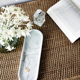 As we all bunker down and #stayathome, it doesn't mean you have to miss out on your favourite magazine. ⁠
⁠
Take out a subscription to Country Style today and you'll receive free delivery, 32 per cent off the cover price and a bonus trinket dish worth $49.95.⁠
⁠
Follow the link in our bio to subscribe.⁠
⁠
Photography @nicgossage⁠
Styling @lisaburdenstylist⁠
⁠
 #homesweethome #workfromhome #relax #country
