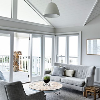 Have you got your copy of our Coastal Homes Special Collectors' Issue? Filled with inspirational homes so you can start planning your sea change, it is available at supermarkets, newsagents and online (see the link in our bio). Heather and Peter Cameron bought their home St Marys on Victoria's Mornington Peninsula in 2009 and transformed it into a relaxed getaway for their three adult children and their partners with the help of @austin_design_associates⁠
⁠
Words @virginia_imhoff⁠
Photography @derek_swalwell⁠
⁠
#countrystyleloves #country #countrylife #countryliving ⁠
#coastal #coast #beach #ocean #sea #interiordesign #design #homedecor #decor #home #interiors #inspiration #homedesign #furniture #interiorstyling #interiorinspiration #interiorstyle #designer #homestyle #house #home