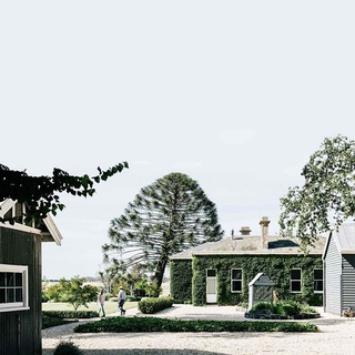 Surrounded by towering bunya-bunya pines and monkey-puzzle trees, this 1860s bluestone homestead at @barunahplains has been lovingly restored by its current owners. It features 13 bedrooms, a ballroom, a formal dining room and an original grand piano. Take the tour in our latest issue, on sale now (or head to our #linkinbio to subscribe). ⠀
.⠀
Words: @virginia_imhoff⠀
Photography: @marniehawson⠀
Styling: @lyndagardener and @bellebrightproject⠀
.⠀
#farmhouse #farmhousestyle #renovation