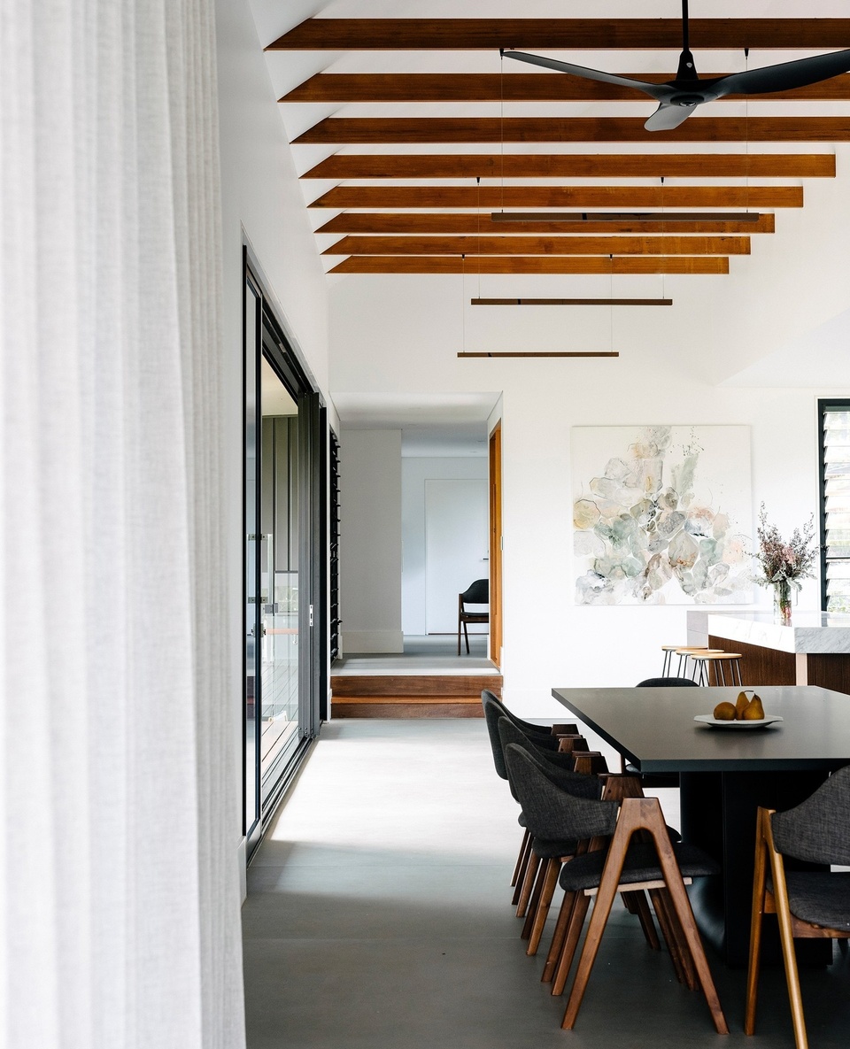 Sunlight bathes and connects every space in this new country home in Gympie, Queensland, built by a young family who made the move to the country to escape city life.⁠
⁠
"Once you realise you don't have this big commute and you can spend more time doing the things you enjoy," says owner Adam, "that's when it really dawns on you how special it is to live in a regional area."⁠
⁠
Step inside via the link in bio.⁠
⁠
Photography: