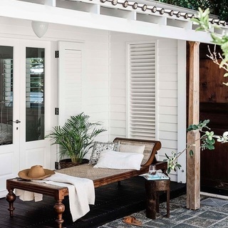 Roof tiles painted with frangipanis complete this breezy outdoor lounging zone at the home of artist Vicki Lemarseny and husband Tony. ⁠
⁠
Eye-catching furniture, homewares and entire walls sourced abroad serve as reminders of the couple's far-flung adventures across south-east Asia. ⁠
⁠
Tap the link in our profile to tour the home.⁠
⁠
Photography: @hannahpuechmarin ⁠
Styling: Cheryl Carr @albertandgrace⁠
⁠
#outdoorliving #coastalliving #coastalstyle⁠
⁠
⁠
⁠
⁠
