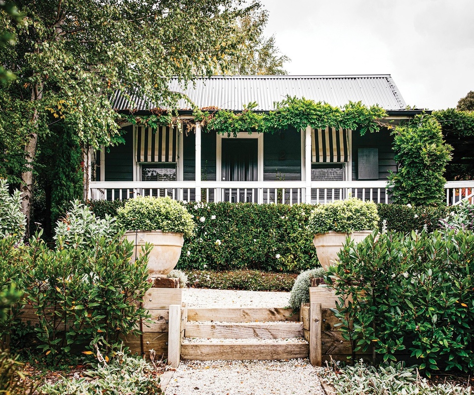 Not only does this 1865 miner's cottage in Daylesford tell the tale of its rich history, but also of its now owners, Simon and Stuart. "Our house is like our sketchbook or our photo album," says Simon. "It all has a historical connection to a period we've been together."⁠
⁠
Filled with odes to memories of times shared over the past 20 years, the pair have poured a lot of love and time into the reimagining of this gorgeous country home.⁠
⁠
Step inside via the link in bio.⁠
⁠
? @leantimms⁠
Styling @lynda.gardener⁠
?️ @penny.carroll⁠
⁠
#countryhome #countrycottage #daylesfordvic #weatherboardhome #minerscottage #verandah