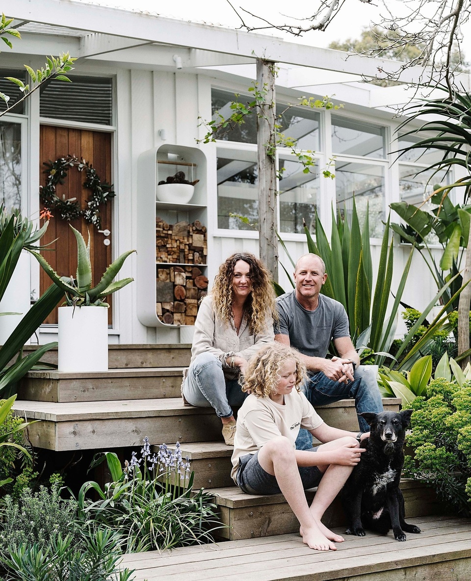 Art director Bec Dentry and her husband Marcus, a landscape designer, have created a light, serene haven that perfectly suits their laid-back lifestyle. ⁠
⁠
"Christmas is my favourite time of the year ... We go to the beach and go surfing together and eat dinner at the beach," says Bec. ⁠
⁠
Tap the link in our profile to step inside their newly renovated beach shack. ⁠
⁠
Photography: @marniehawson⁠
Words: @hannahjameswords⁠
