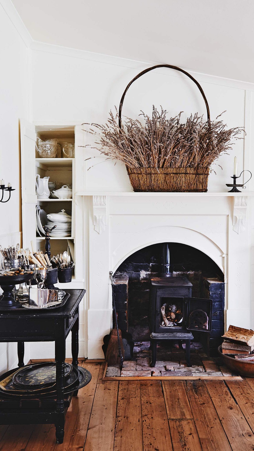 “It was the quintessential country house, the old glass in the window panes twinkling in the sun - and I fell in love with it,” says the owner of this gorgeous antique-filled home in rural Victoria.

#weatherboardcottage #whitehouse #countryhome #countrycottage #antique