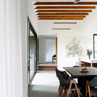 Sunlight bathes and connects every space in this new country home in Gympie, Queensland, built by a young family who made the move to the country to escape city life.⁠
⁠
"Once you realise you don't have this big commute and you can spend more time doing the things you enjoy," says owner Adam, "that's when it really dawns on you how special it is to live in a regional area."⁠
⁠
Step inside via the link in bio.⁠
⁠
Photography: