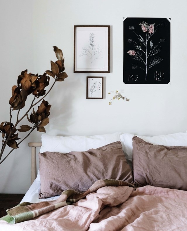 As we move into #winter, it's time to cosy up your bedroom with extra layers, texture and comforting decor that celebrates the season.⁠
⁠
From snug sheets to autumnal foliage, tap the link in our bio for some simple #decorating ideas that will inspire you to turn your #bedroom into a warm and inviting sanctuary where tea in bed and cosy nights in can enjoyed in style.⁠
⁠
Photography: @marniehawson / Styling: @hannah.brady⁠
⁠
