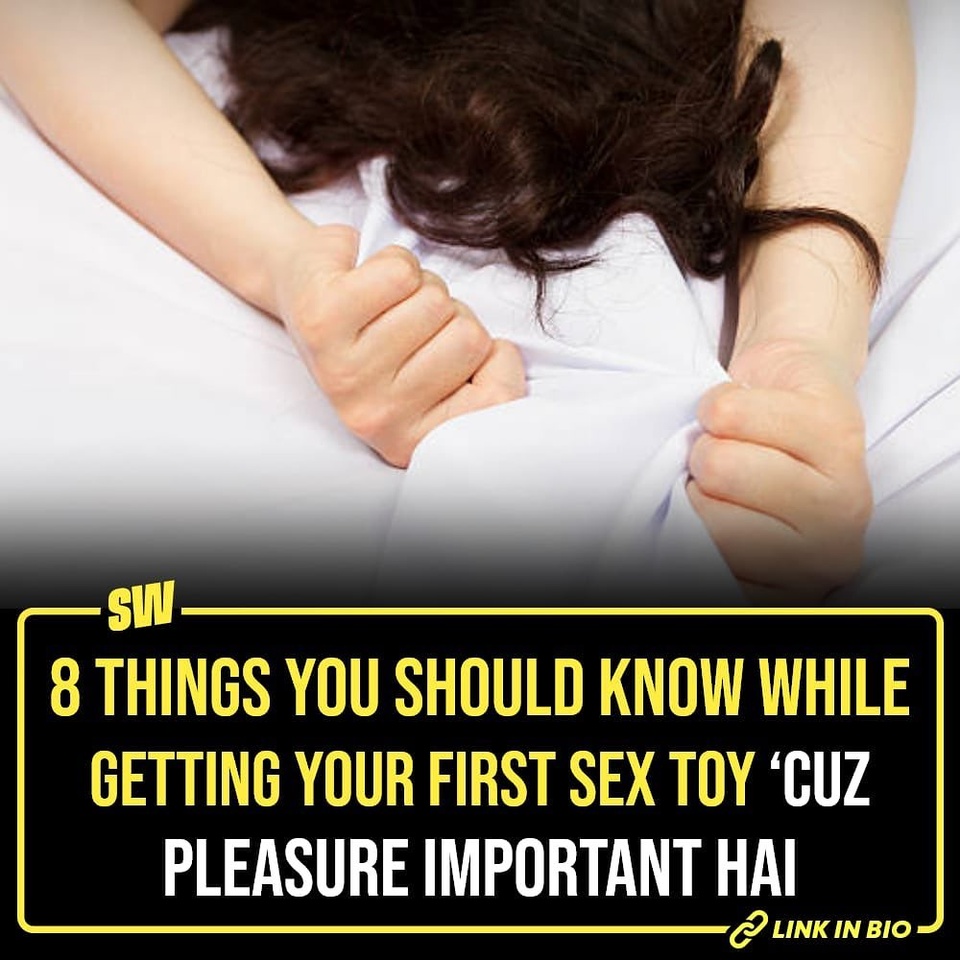 The world of sex toys (*cough* massager *cough*)is pretty confusing. Add to that the taboo surrounding sex toys doesn’t help either. But before we delve deeper into the topic, let’s burst the myth that only single people or people who are frustrated with their sex lives need sex toys. Sex toys can be used by people of all genders and when used with a partner, it can help you get things hotter and heavier in the bedroom.

Now that you have thought this through, head to the link in bio and check eight things you must keep in mind when you get your first sex toy. 

#SWEditDesk