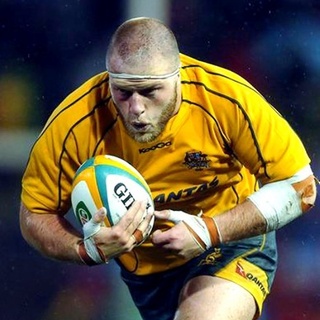 Dan Palmer, a former Australian rugby player, has come out as gay. Aside from out Welsh rugby player Gareth Thomas, Palmer is the only Australian rugby player to have come out so far. Tap link in bio to continue on @EDGEmedianetwork ?️‍??⁠
⁠
?️: @kschatt13⁠
?: Associated Press