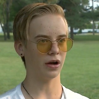An Omaha teenager shared how he was summarily booted from his church's music group for being gay, only to them find himself swamped with messages of love and support. ⁠
Tap link in bio to continue on @EDGEmedianetwork ?♥️⁠
⁠
?: Gabriel B. / Screencap / KETV⁠
?️: @dragelruairi 