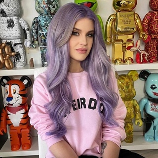 Kelly Osbourne is opening up about her battles with drug and alcohol addiction, stopping by "Red Table Talk" to discuss getting hooked as a teen and relapsing after the pandemic. The TV personality said she ended almost four years of sobriety in in April 2021 as the COVID-19 pandemic was waning, triggered into drinking alcohol again after seeing a couple sipping champagne. "I was alone, sitting by a pool and waiting for somebody to come have a meeting with me. And I saw this woman and her husband had a glass of champagne. It looked really nice and I was like, 'I can do that, too,'" she said on the Facebook Watch show. "And the next day, I had two glasses. And the day after that, it was bottles." Osbourne's episode of "Red Table Talk" airs on Facebook Watch on Wednesday at 9 a.m. PDT/noon EDT. Osbourne also told the hosts — Jada Pinkett Smith, her daughter, Willow Smith; and her mother, Adrienne Banfield-Norris — about the origins of her addictions. Her first opiate-based drug addiction was with Vicodin which was prescribed to her after an operation to remove her tonsils when she was 13, sending her on a lifelong battle. "That was all I needed," she said sadly. Osbourne said the drug silenced her insecurities. "It felt like life gave me a hug." Pinkett Smith responded wryly: "Vicodin will do that." Tap link in bio to continue on @EDGEmedianetwork ❤️ (?: Kelly Osbourne / Instagram)