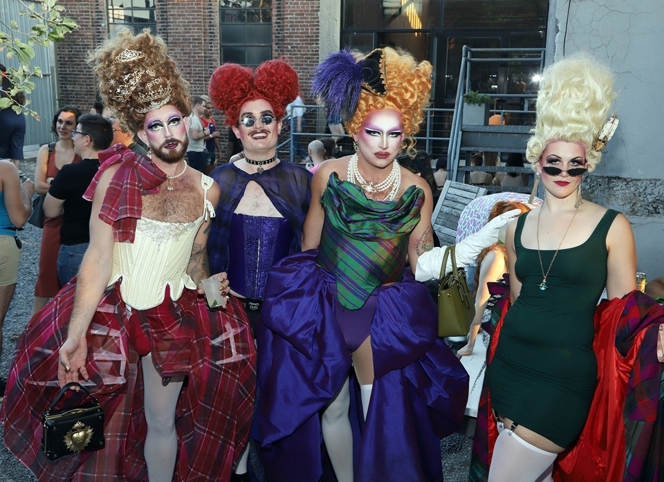 Bushwig @ Knockdown Center NYC :: September 11-12, 2021 :: No other event in NYC comes close to the level of extravagant splurge of creativity than Bushwig... Two full days of incredible performances, lewks and camaraderie. EDGE was there to snap pics! Tap link in bio to view the pics on @EDGEmedianetwork ?️‍??? (?: Gustavo Monroy)