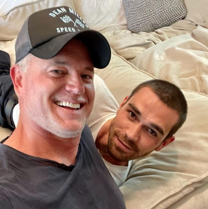 #EDGERewind :: Could we soon see a "Riverdale" and "Euphoria" crossover episode? Not likely. But that hasn't stopped fans from speculating about what KJ Apa and Eric Dane are doing together. Apa posted a photo on Instagram of himself lying on a couch with Eric Dane leaning over him. He captioned the photo "New couple alert!" and sent fans in a frenzy. Can you imagine Archie in the "Euphoria" universe? But the photo did not confirm any real life details besides the two actors knowing each other and feeling cozy doing whatever they were doing together. In reality, Dane and Apa are both co-starring in the upcoming film "One Fast Move, which probably explains why they are together and Apa's new daddy-esque buzzcut. In the film, Apa plays a discharged soldier with dreams of becoming a motorcycle racer. Dane plays his absent father. With "Riverdale" coming to an end, Apa certainly has time to join "Euphoria" Season 3, at least for a delicious cameo. The CW show's final season is set for spring 2023, and Season 3 of Euphoria is planned for sometime in 2024.⁠
⁠
Tap link in bio for more on @EDGEmedianetwork ⁠
????⁠
?: Eric Dane & KJ Apa