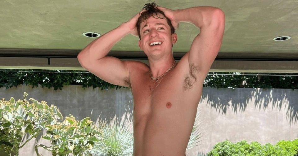 @charlieputh had two major albums and a string of hits to his name when he happened to cross paths with @eltonjohn and heard words that changed his artistic trajectory, prompting him to abandon his first effort at his third album. Interviewed on the CBS News show "Sunday Morning", Puth detailed how he'd been having doubts about the material when, early in 2020, he went to a restaurant where Elton John happened to be dining. "I'll never forget it," Puth said of the unexpected encounter, which took place "right when I had decided that I was going to start over." Invited to John's table, Puth heard from the out music legend — who had heard a rough version of the album in progress — that his new music was "not very good..." "And I was a little taken aback by that," Puth related, "because it's not like I disagreed with him, but it's not every day you get to run into Elton John at a restaurant and have him tell you exactly what you were just thinking ten minutes prior." Even so, John's frank assessment "stung for about two minutes," Puth recalled — but, he added, he "walked back over to the table, and I just pointed upward and was like, 'That confirms everything.'" Puth subsequently took to Twitter to announce that he had "scrapped" the album "because none of the music felt real." More than two years later, in October of this year, his third album — titled "Charlie" — was finally released.⁠
⁠
Tap link in bio for more on @EDGEmedianetwork ⁠
?️‍?????❤️⁠
?: Charlie Puth