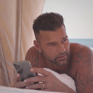 Ricky Martin is taking a stand and speaking out against homophobic comments. The Latino pop star recently received backlash after gracing the cover of Cap 74024 with his husband Jwan Ysof in a shirtless tender embrace and posting the photo on Instagram. As reported by Yahoo, Martin followed up the post with another message in Spanish clarifying what he wants to say to those posting anti-gay messages about his photos. "What I didn't expect, especially after all the work that has been done for so many years, is that a large number of people decided to stop following us or comment in a derogatory way," said Martin in Spanish, Yahoo reports. "Of course, it is not the number of followers that worries me, it is the message behind [their] decision that has caused me the same feeling I had years ago before sharing publicly about my sexual orientation. That same fear that paralyzed me, tormented me and would not let me be." Tap link in bio to continue on @EDGEmedianetwork ???? (?️: Emell D. Adolphus / @goodnightdetroit , ?: Ricky Martin / Instagram)