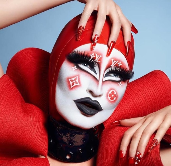 "RuPaul's Drag Race" is making herstory! After many calls from fans over the lack of trans representation on "RuPaul's Drag Race," producers finally cast the first trans man. Season 13, which will debut Jan. 1 on VH1, features Gottmik a Los Angeles-based drag queen who calls himself a "celebrity makeup artist ... ready to win the competition one face at a time" and "a trans man who is changing the shape of drag." Tap link in bio to continue on @EDGEmedianetwork ?️‍???
