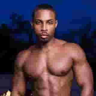 Hunky adult actor DeAngelo Jackson won the 2021 GayVN Performer of the Year. Now he is "about to expand his list of credits with his official mainstream acting debut," writes The Sword. "Starting last week, fans were able to see DeAngelo show off his acting chops on Here TV's short-form series 'Collar Confessions.'" "Inspired by the book 'Collar Confessions: Sharing the Man of God' by Dwight O'Neal, the series — part-soap, part-thriller — stars Nathaniel J. Ryan as Pastor Eddie, a preacher harboring secrets and attempting to make a fresh start with his husband Quentin, portrayed by Jackson," reports Metro Weekly. The couple faces an uphill battle, as Pastor Eddie's still trying to forgive Quentin for burning down his church in a jealous rage." O'Neal, who is co-writing the screenplay, discussed the series on the website Raynbow Affair. "This story deals with the hypocrisy within the church," says O'Neal.  "The church is a place that was created to heal; however, many people in the LGBTQ+ community enter the church and then are in need of healing.  They lead double lives, in constant fear of being discovered. Many turn to social media that is, in essence, a dangerous Pandora's Box where anything can happen." For his part, Jackson is thrilled to be part of the series. "It was the most fun I've ever had on a set," he told the LGBTQ publication, and is happy "to do something I've been wanting to do for a while now, which is to transition into acting. This was a perfect way of getting my feet wet." Tap link in bio to continue on @EDGEmedianetwork ???? (?: DeAngelo Jackson / @theonedeangelo)