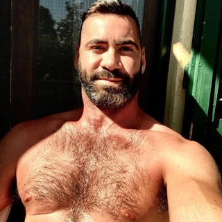 An out, hunky dancer went looking for a place to live this week and found himself in the New York Post labeled "NYC's hottest roommate." Last week Saverio Pescucci went to the Facebook group Gypsy Housing in search of a place in Brooklyn or downtown Manhattan and included some pics of himself in the ad. The native of the Italian region of Tuscany saw his post go viral with some 600 likes and more than 400 comments, most unrelated to his housing needs. He posted the pics, he told the Post, to show people he wasn't a sociopath, but never imagined "that it would turn into an episode of 'The Bachelor.'" "[The] hot ones are never straight," said one woman the Post reported. Another said, "You're cute ... that's all I have to offer you. A compliment." Comments from men included, "You won't be paying rent for too long once you get here ... [you're] f—king hot," and "I don't have a room, but I have space in my heart." 26-year-old Hassan Salazar, a drag performer from Queens. responded" "I don't have a room but I am single," later adding, "I'm just here to snatch myself a good man. He can have my apartment lol." "I like that he was a dancer and I liked his eyebrows," Salazar told The Post. "I'm going to consider my marriage proposal as pending." Tap link in bio to continue on @EDGEmedianetwork ???️‍?⁠
⁠
?: Saverio Pescucci / Instagram / @sape91⁠

