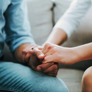 A Canadian federal court overturned two earlier decisions that had denied a recognition of "conjugal relationship" status for a gay refugee and the straight woman with whom he had a child. Tap link in bio to continue on @EDGEmedianetwork ?⁠
⁠
?️: @dragelruairi ⁠
?: Getty