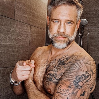 Results from Planet Fitness' fifth annual survey reveals how Americans feel about the body type that's defined the art of fatherhood for five straight years. Of course, "daddy" in the gay community and "daddy" on Main Street USA may mean different things to different people, but that's not stopping us from celebrating daddies in all their glory. In 2017, the inaugural "dad bod" study uncovered that 64% of men with dad bods were comfortable and confident in their own skin. Today, those same figures continue to climb, with 69% of men with dad bods noting they are confident and comfortable with their physique, and 52% of men proclaiming they are (still) attracted to men with the body type. But, despite a growing affinity for the body type, half of all men with dad bods (50%) feel judged by others for their bodies — a number that's jumped 10% since just last year alone. Tap link in bio to see some of our favorite #dadbods on @EDGEmedianetwork ???? (?: Michael Walter / @scooby75)