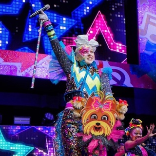 After coming out earlier this year, YouTube star JoJo Siwa is reflecting on her decision in a new interview with People Magazine. She explained she's "figuring out" how she identifies. "I still don't know what I am," she said. "I want to figure it out. I have this joke. Her [JoJo's girlfriend] name is Kylie. So, I say that I'm Ky-sexual. "I don't know... bisexual, pansexual, queer, lesbian, gay, straight," she added. "I always say gay because it kind of covers it — or queer, because I think the key word is cool." Siwa continued: "I like queer. Technically I would say that I am pansexual, because that's how I have always been my whole life is just like, my human is my human." She also told People that the negative comments did impact her, and she had trouble sleeping for three days. Nevertheless, she's since found peace. "I don't want people to watch my videos or buy my merchandise if they aren't going to support not only me but the LGBTQ community," she explained. Siwa went on to say how happy she currently is. "For the first time, personally, I am like, whoa, happiness," she said. "I am so proud to be me." Tap link in bio to continue on @EDGEmedianetwork ??? (?: JoJo Siwa / Instagram)