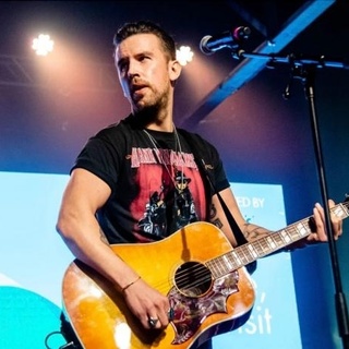 Country western duo the Brothers Osborne took a Grammy for their song "Younger Me," which TJ Osborne noted in his acceptance speech is about his coming out. It's the first LGBTQ+-themed song to win the prestigious award, Variety noted. "For those of you who do not know, this song was written really in response to me coming out," TJ said, accompanied at the podium by his brother John. "I never thought I would be able to do music professionally because of my sexuality," TJ, who came out just over a year ago, said. "And I certainly never thought I would be here on this stage accepting a Grammy after having done something I felt like was going to be life-changing, potentially in a very negative way," he added. "And here I am tonight, not only accepting this Grammy award with my brother, who I love so much," TJ continued. John returned his brother's sentiments, saying, "I want to thank my little brother for always being great." "This is a song called 'Younger Me,' and I think if I want to thank somebody I want to thank my younger self for just pursuing this," John added. "We all have a younger self in us — thank them because they got you here and take care of that person." The Brothers Osborne took the Grammy in the country duo/group performance category, Variety detailed. Other songs with LGBTQ+ topics have won the Country Music Association Awards in the past, including five wins for the Brothers Osborne themselves. The duo have also won half a dozen Academy of Country Music awards, according to Variety.⁠
⁠
Tap link in bio to continue on @EDGEmedianetwork⁠
?️‍?????❤️⁠
?️: Kilian Melloy / @dragelruairi ⁠
?: AP