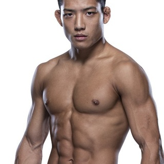 Yoshinori Horie — a featherweight MMA fighter nicknamed "Rising Star" — disclosed in a pair of social media posts how, at age 21, he turned to gay sex for pay in order to fund his pursuit of an MMA career, The Star reported. "Five years ago, when I was with a friend, I was told that I could get money just by h*ndjob in Shibuya," the 26-year-old Japanese fighter recounted in a Dec. 25 tweet. But, Horie suggested, it wasn't as simple as what he'd been led to expect; he went on to say that he was "told to hide my face" and said that he "was deceived in various ways." "The veteran fighter insists others took advantage of him once they were aware of his desperate situation," The Star summarized his tweet, which was posted in Japanese. Horie said the experience was "painful," but explained that he went through with it even though he "like[s] women" because "I didn't have the money and I really wanted to do martial arts on my own." And the pay was good: I got 20,000 yen" — about $174 — "in less than an hour," Horie recounted, "but it was pretty big!"⁠
⁠
Tap link in bio to continue on @EDGEmedianetwork⁠
???⁠
⁠
?: Yoshinori Horie / UFC
