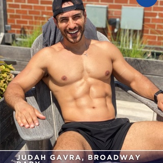 Israeli-born and NYC-forged, @judah.nyc is the Broadway boy who can belt, flex, and smolder—all in the same breath. ⁠
⁠
From choir stages to off-Broadway lights, he’s turned every room into a moment. ⁠
⁠
Now he’s serving vocals and visuals with equal heat. ⁠
⁠
?️ Save and share this post.⁠ ⁠
? Tap our link in bio to read more⁠ ⁠
? @edgemedianetwork⁠ ⁠
?: @judah.nyc