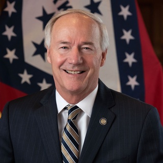 A push to finally enact a hate crimes law in Arkansas, a state with a history of white supremacists, appeared to have all the elements for success: a popular Republican governor who made it a priority, major corporations endorsing the idea and support from communities where hate groups have flourished. But the chance to end Arkansas' distinction as one of only three states without such a law is in jeopardy even before lawmakers return to the Capitol. Conservatives have moved to defeat the bill in the majority-GOP Legislature, though similar measures have passed in other red states. The bill's dimming prospects threaten a legislative priority for Gov. Asa Hutchinson, who as a U.S. attorney prosecuted racist militia members but without a hate crimes law's specific penalties. If victims are targeted because of their race, ethnicity or sexual orientation, "we have to express as a society that should not be tolerated and that we should have enhanced penalties for that," Hutchinson told The Associated Press this week. Tap link in bio to continue on @EDGEmedianetwork ?️‍?⁠
⁠
?: Arkansas Governor Asa Hutchinson / Arkansas.gov