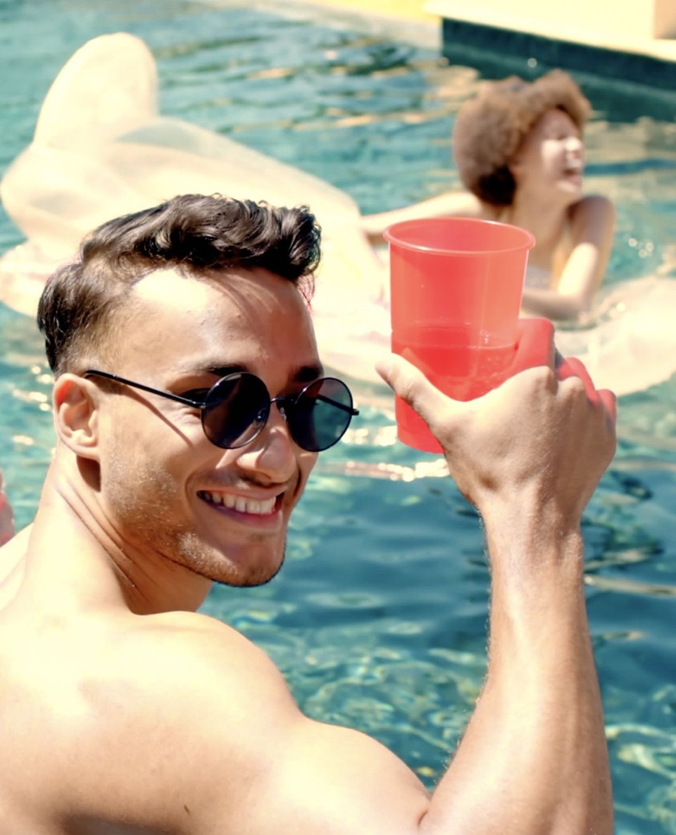 ? Suns out, buns out! We’re serving speedo realness and cannonballing straight into pool party season, babes! ? From coast to coast, we’ve got the juiciest, queerest, most extra pool parties of the summer—and trust, the only thing deeper than these pools is the thirst. ? It’s a splashy new episode of EDGE Now, brought to you by our resident lifeguards at Prelude Fertility. Grab your floatie, grease up those cheeks, and dive in! Tap link in bio to watch on EDGE! ??