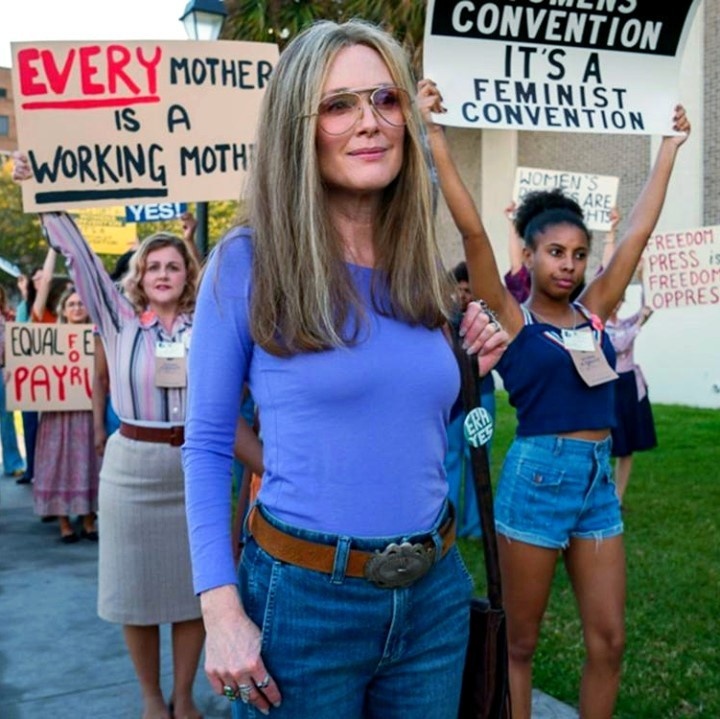 Julie Taymor's well-intentioned biopic of feminist activist Gloria Steinem, starring Julianne Moore and Alicia Vikander, takes bold visual risks but ends up feeling gimmicky. Tap link in bio to read more of EDGE's review on @EDGEmedianetwork ♀️⁠
⁠
?️: @theopinioness⁠
?: Prime Video
