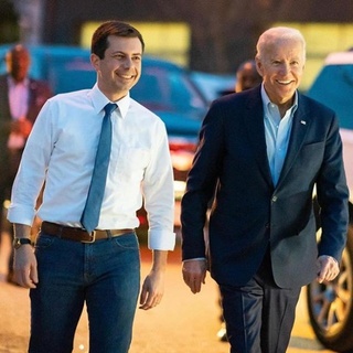 Openly gay former presidential hopeful Pete Buttigieg has joined a number of other onetime Democratic contenders as the subject of speculation when it comes to whether he will be on President-elect Biden's cabinet. Tap link in bio to continue on @EDGEmedianetwork ???️‍?⁠
⁠
?️: @dragelruairi⁠
?: Pete Buttigieg / Instagram⁠
⁠
⁠
⁠
⁠
⁠
