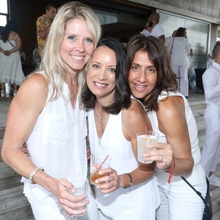 The 10th annual Women's Pride in the Pines was held at Whyte Hall featuring a dance party with DJ Susan Levine, a buffet dinner, entertainment from comedian Jessica Kirson, and Jan Sport from RuPaul's Drag Race. EDGE was there! Tap link in bio to view the photos on @EDGEmedianetwork ?️‍?☀️? (?: WilsonModels / @jwilson77)